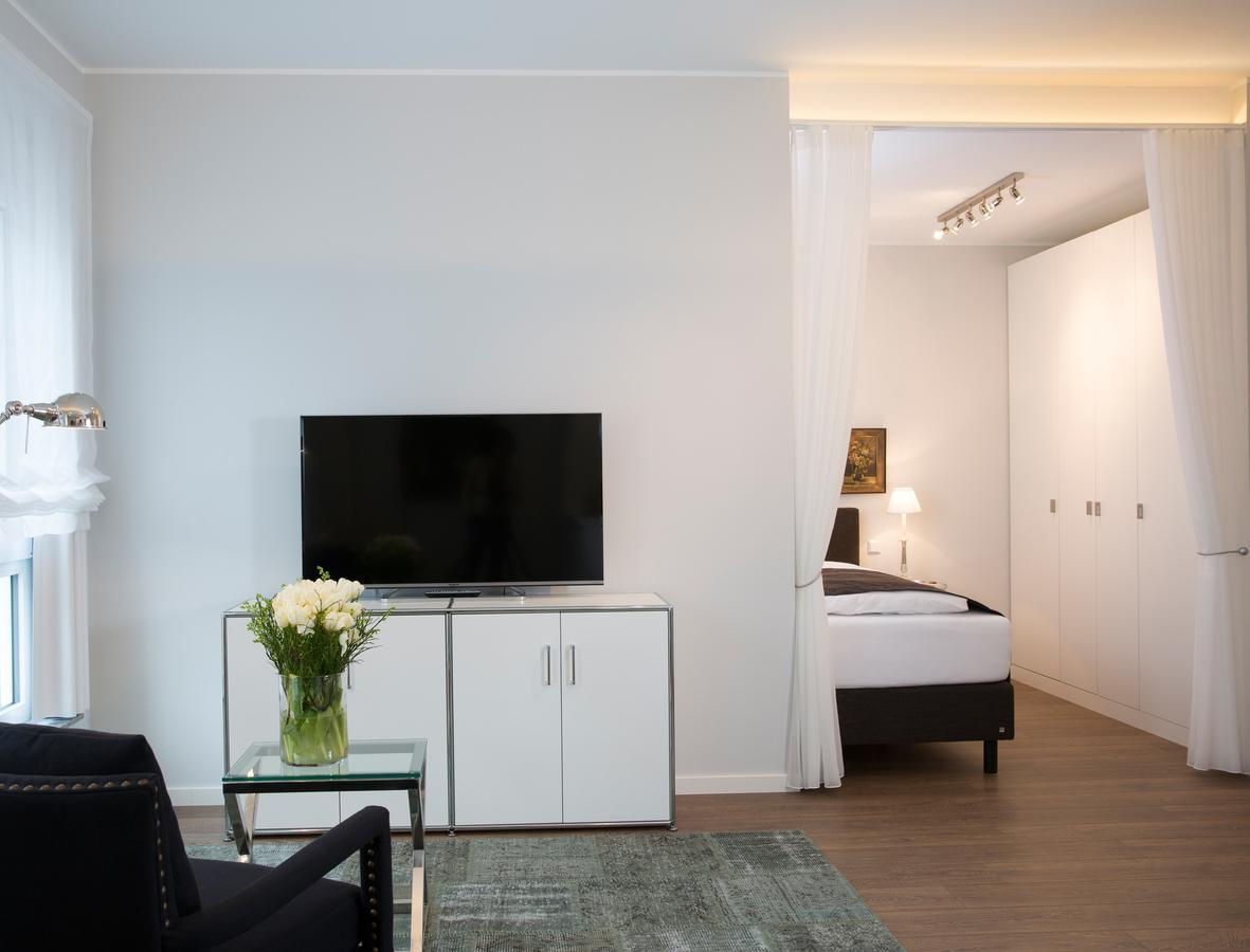 Logis First Class Business Suites Renningen Ngoại thất bức ảnh